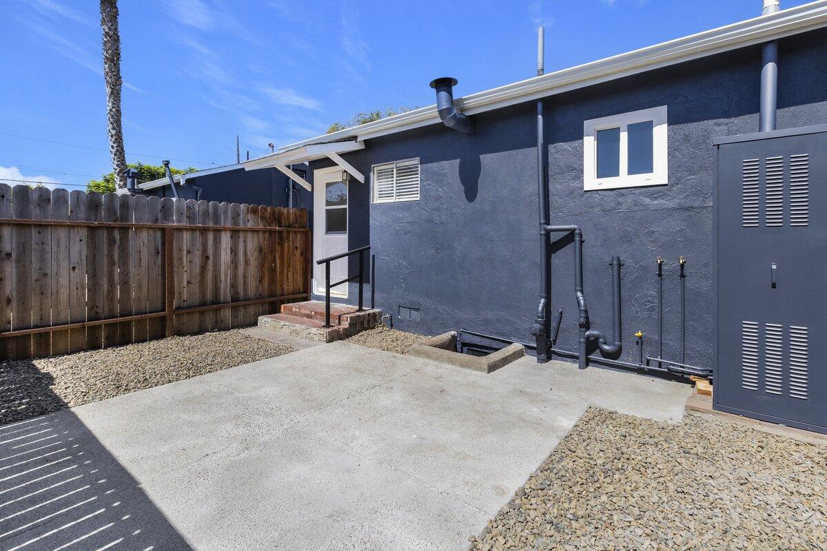 4822 8th Street, Unit B&D Carpinteria, CA 93013 - Photo 21 of 23 026_cjp_4994-cr3