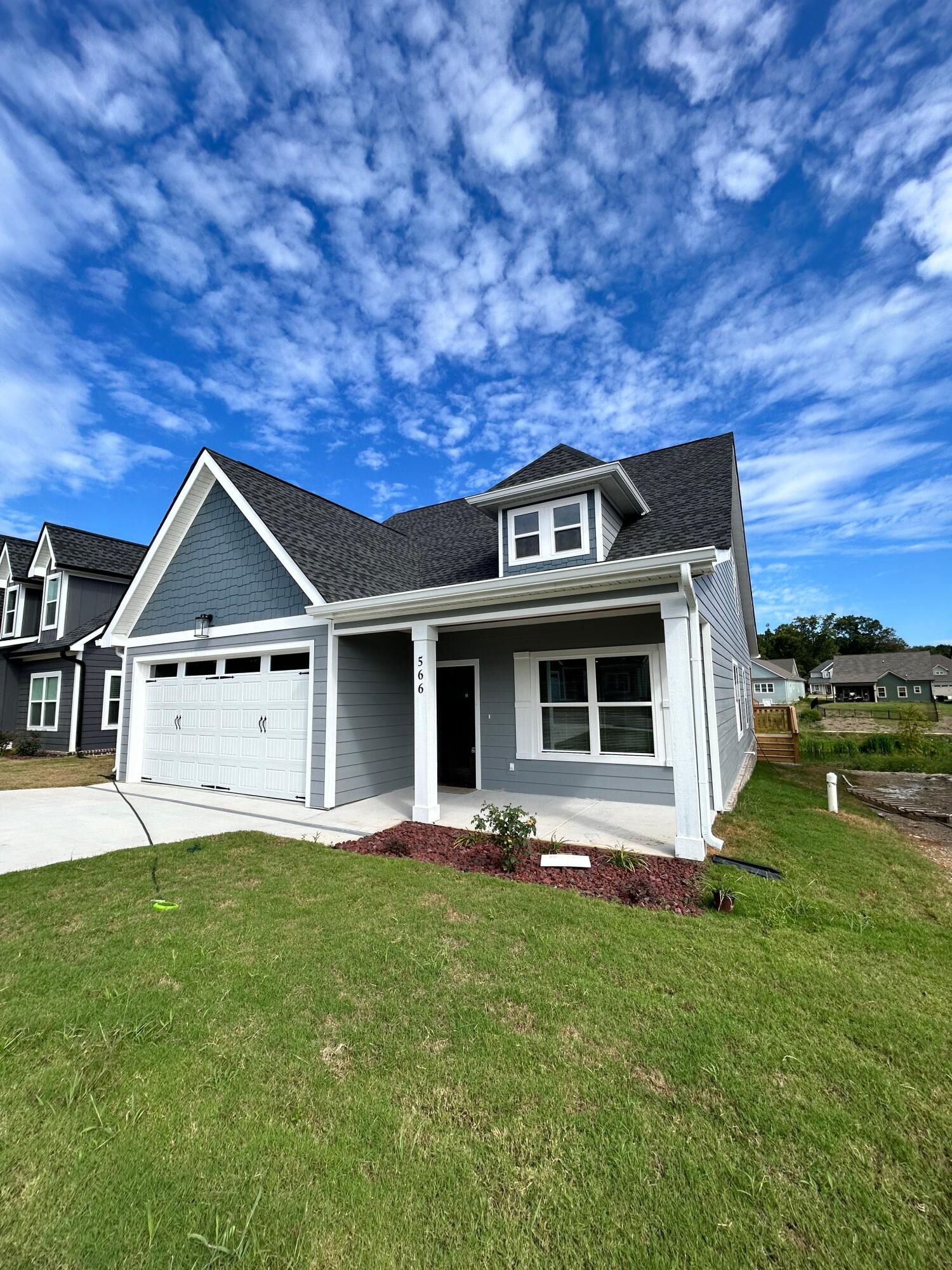 566 Willow Grv Court Ringgold, GA 30736 - Photo 2 of 14 IMG_2744