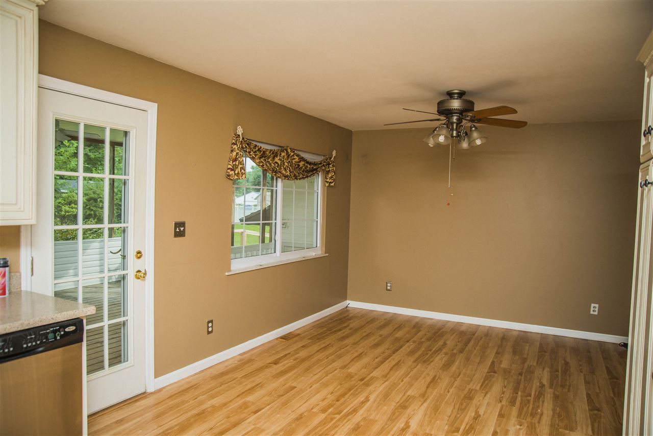 2112 McDowell Road Vincennes, IN 47591 - Photo 6 of 22 Gallery Image 6