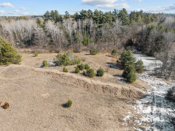 $800,000 | Alberts Road, Clintonville, WI 54929