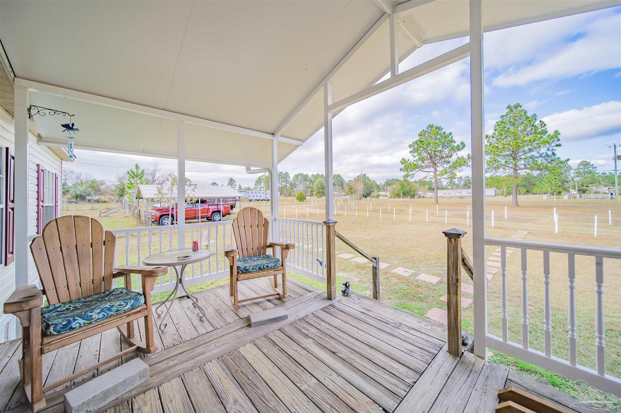 9875 American Farms Road Milton, FL 32583 - Photo 5 of 39