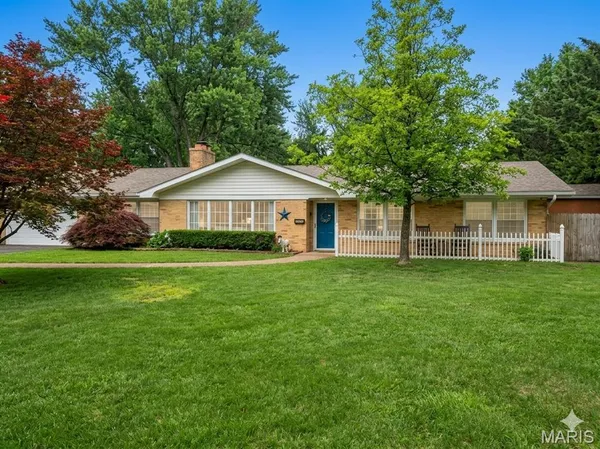 $235,000 | 4205 South Park Drive, Belleville, IL 62226