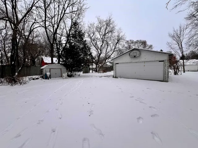 $75,000 | 600 Royalton Street, Waupaca, WI 54981