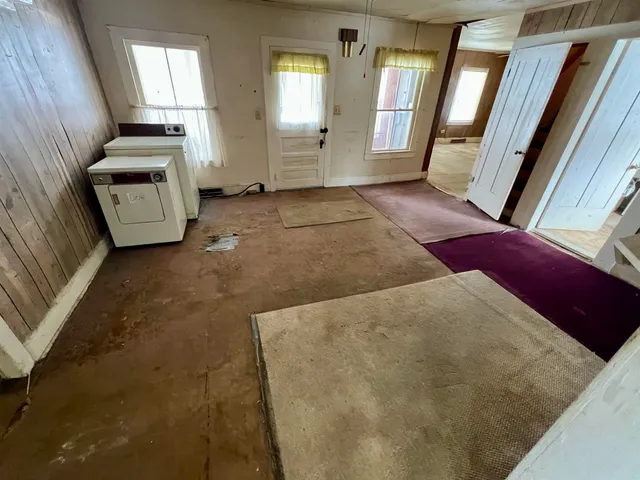 $75,000 | 600 Royalton Street, Waupaca, WI 54981