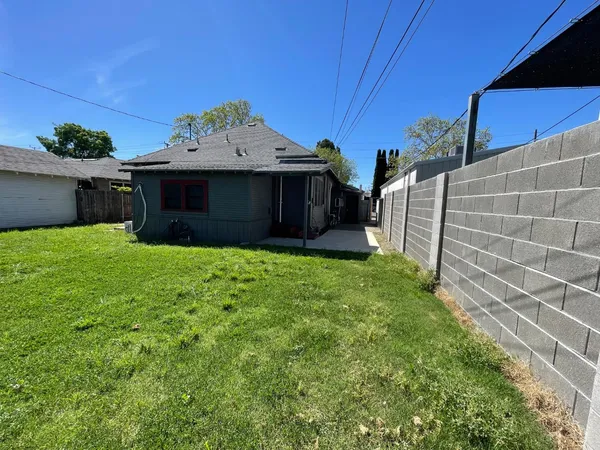 $498,500 | 512 12th Street, Modesto, CA 95354