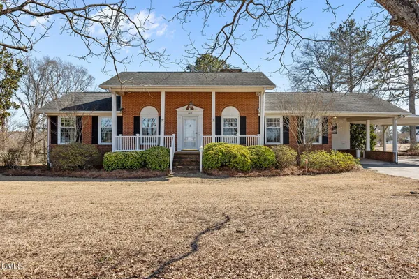 $340,000 | 165 Rosser Pittman Road, Broadway, NC 27505