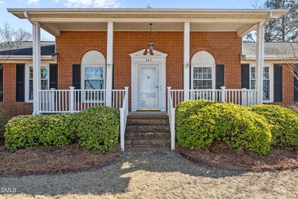 $340,000 | 165 Rosser Pittman Road, Broadway, NC 27505