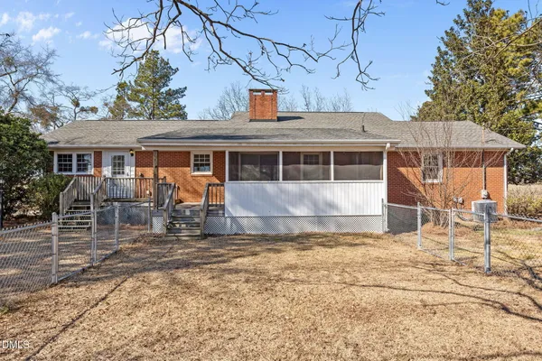 $340,000 | 165 Rosser Pittman Road, Broadway, NC 27505
