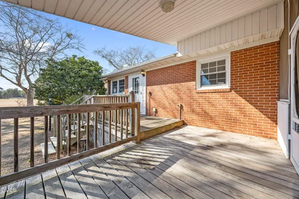 $340,000 | 165 Rosser Pittman Road, Broadway, NC 27505