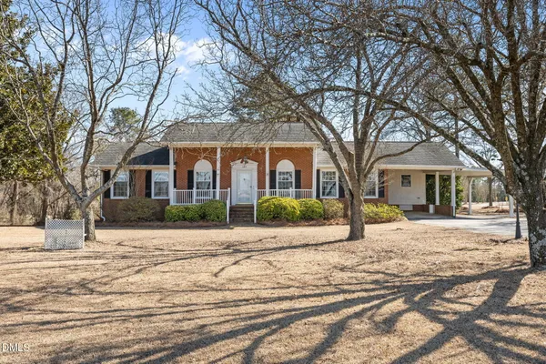 $340,000 | 165 Rosser Pittman Road, Broadway, NC 27505