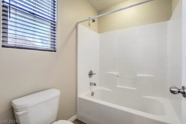 $1,995 | 8366 Stillhouse Court, Las Vegas, NV 89113