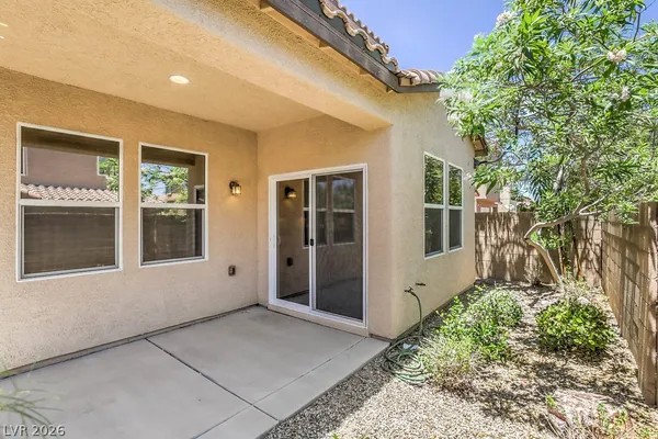 $1,995 | 8366 Stillhouse Court, Las Vegas, NV 89113