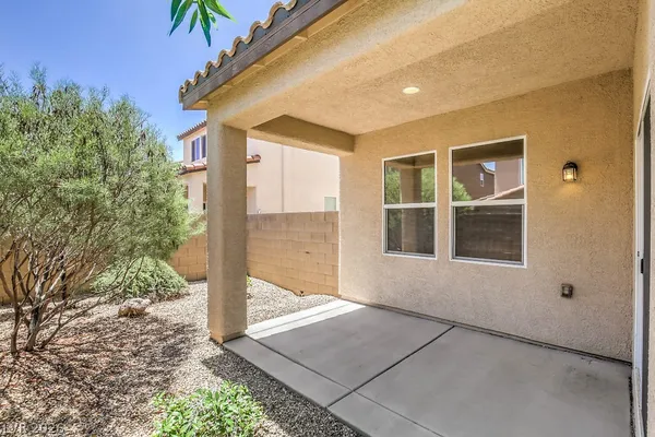 $1,995 | 8366 Stillhouse Court, Las Vegas, NV 89113