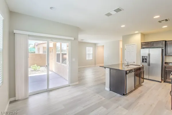 $1,995 | 8366 Stillhouse Court, Las Vegas, NV 89113