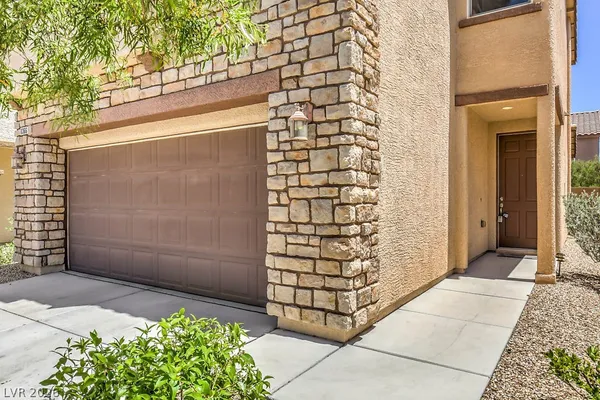 $1,995 | 8366 Stillhouse Court, Las Vegas, NV 89113