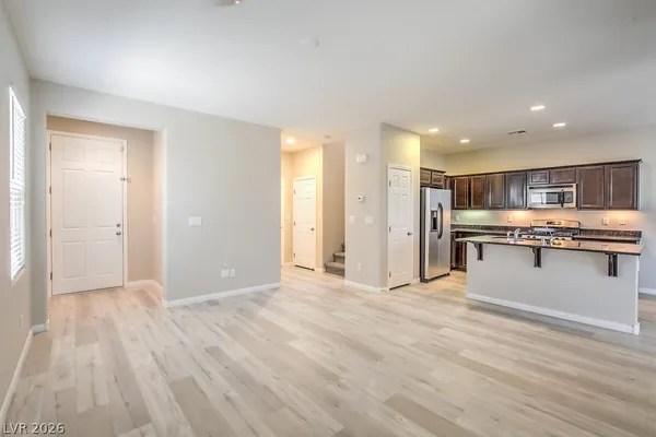 $1,995 | 8366 Stillhouse Court, Las Vegas, NV 89113