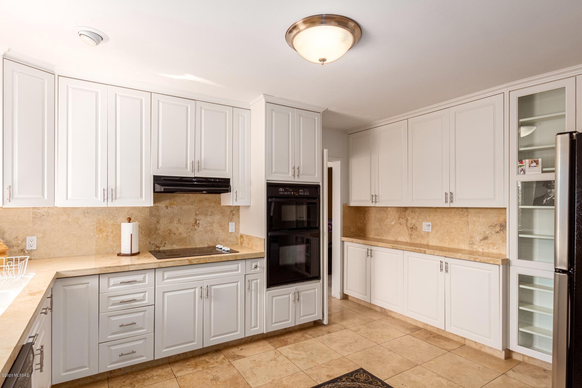 300 North Country Club Road Tucson, AZ 85716 - Photo 15 of 36