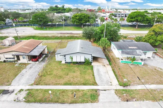 $239,999 | 251 Avenue O, Riviera Beach, FL 33404