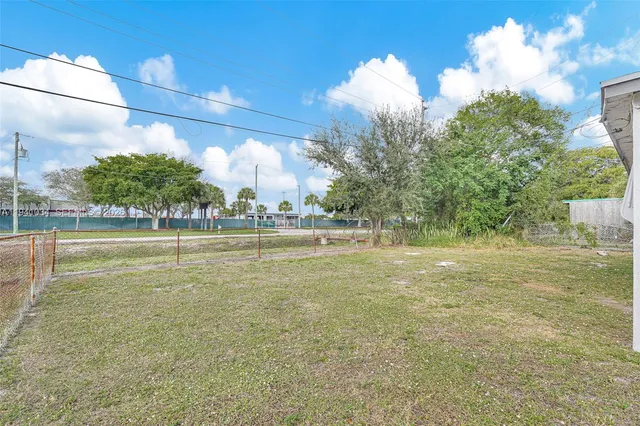 $239,999 | 251 Avenue O, Riviera Beach, FL 33404