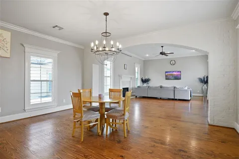 $475,000 | 1127 Benvue Lane, Lake Charles, LA 70605