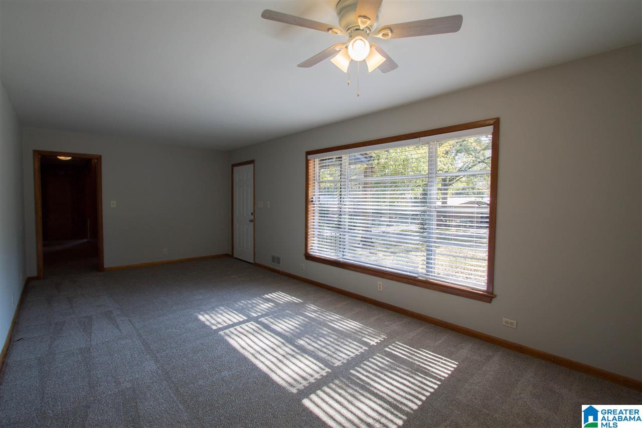 948 5th Avenue Southwest Alabaster, AL 35007 - Photo 7 of 50