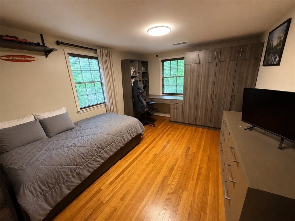 34 Blossomcrest Road Lexington, MA 02421 - Photo 9 of 15