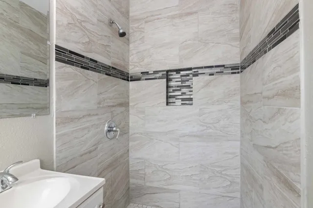 $225,000 | 1211 Regal Street, Houston, TX 77034