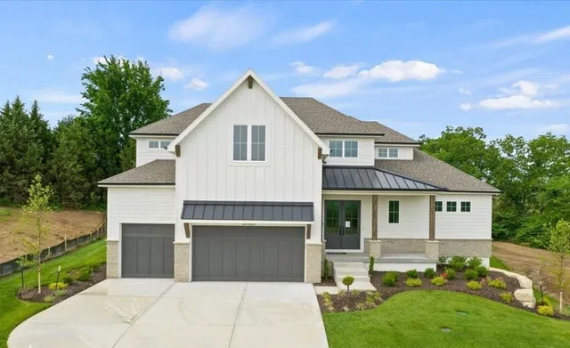 $1,195,000 | 17104 Earnshaw Street, Overland Park, KS 66221