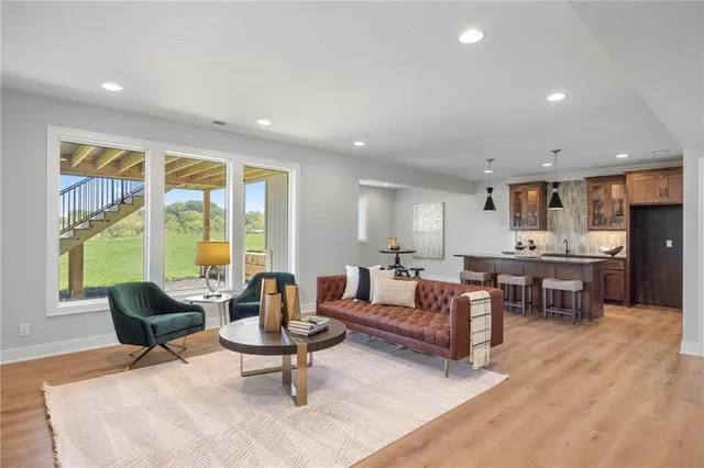 $1,195,000 | 17104 Earnshaw Street, Overland Park, KS 66221