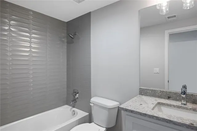 $1,195,000 | 17104 Earnshaw Street, Overland Park, KS 66221