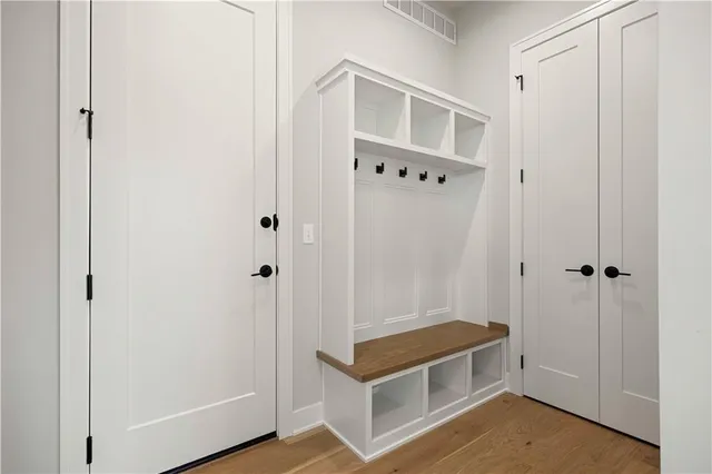 $1,195,000 | 17104 Earnshaw Street, Overland Park, KS 66221