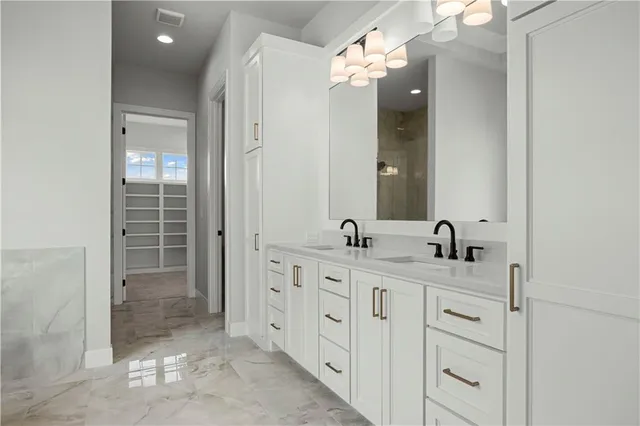 $1,195,000 | 17104 Earnshaw Street, Overland Park, KS 66221