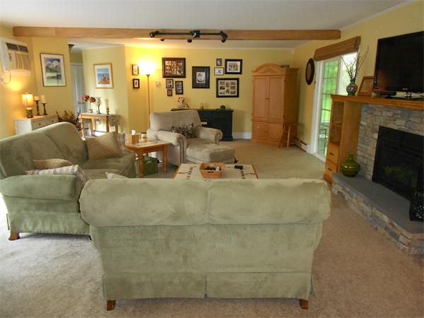 161 Boston Road Chelmsford, MA 01824 - Photo 5 of 19