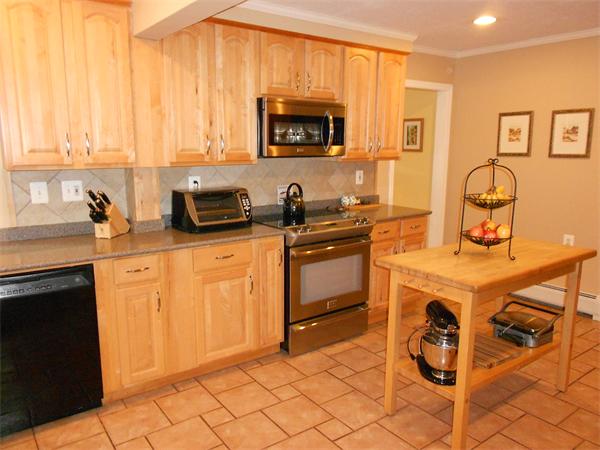 161 Boston Road Chelmsford, MA 01824 - Photo 6 of 19