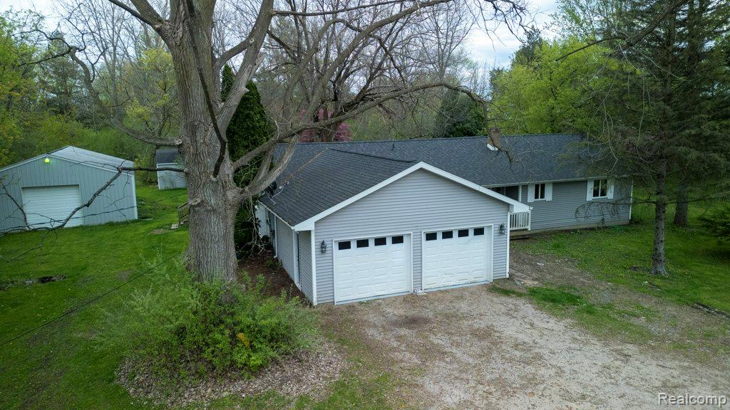 11414 North Lewis Road Clio, MI 48420 - Photo 49 of 54