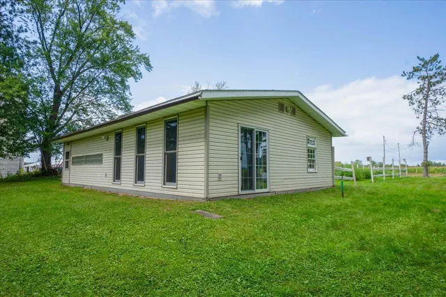 $285,000 | 18444 290th Avenue, Holcombe, WI 54745