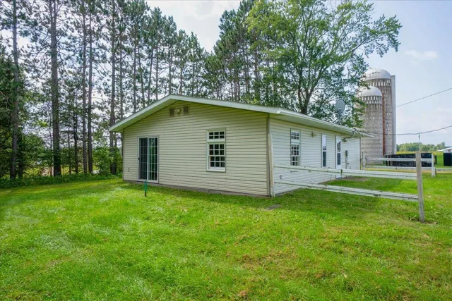 $285,000 | 18444 290th Avenue, Holcombe, WI 54745