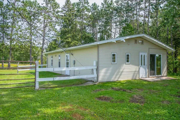 $285,000 | 18444 290th Avenue, Holcombe, WI 54745