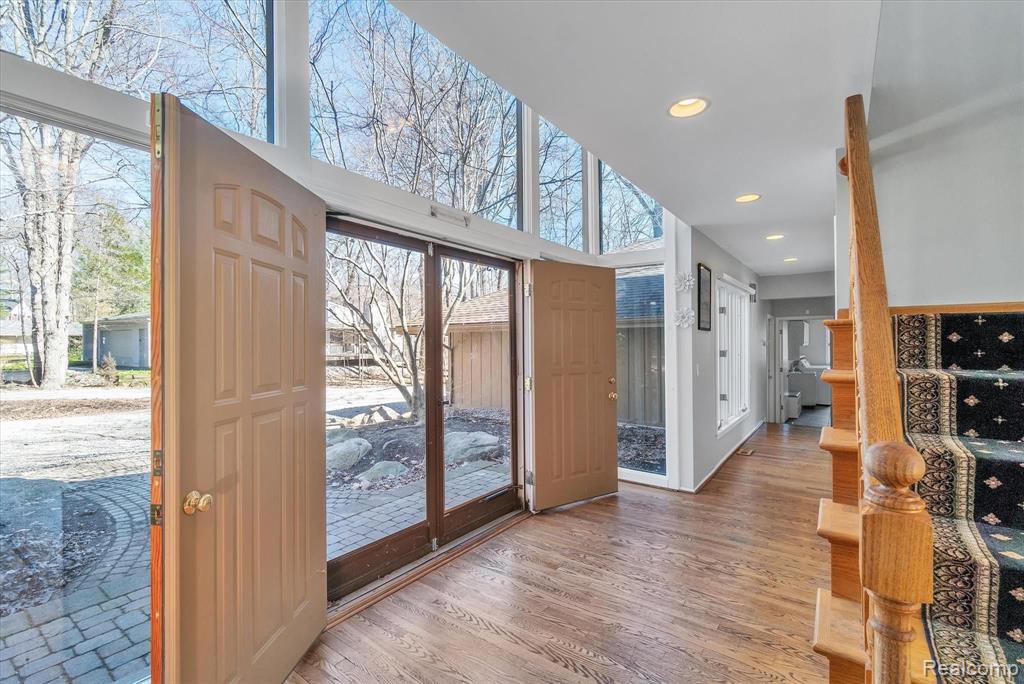 34412 Quaker Valley Road Farmington Hills, MI 48331 - Photo 6 of 57