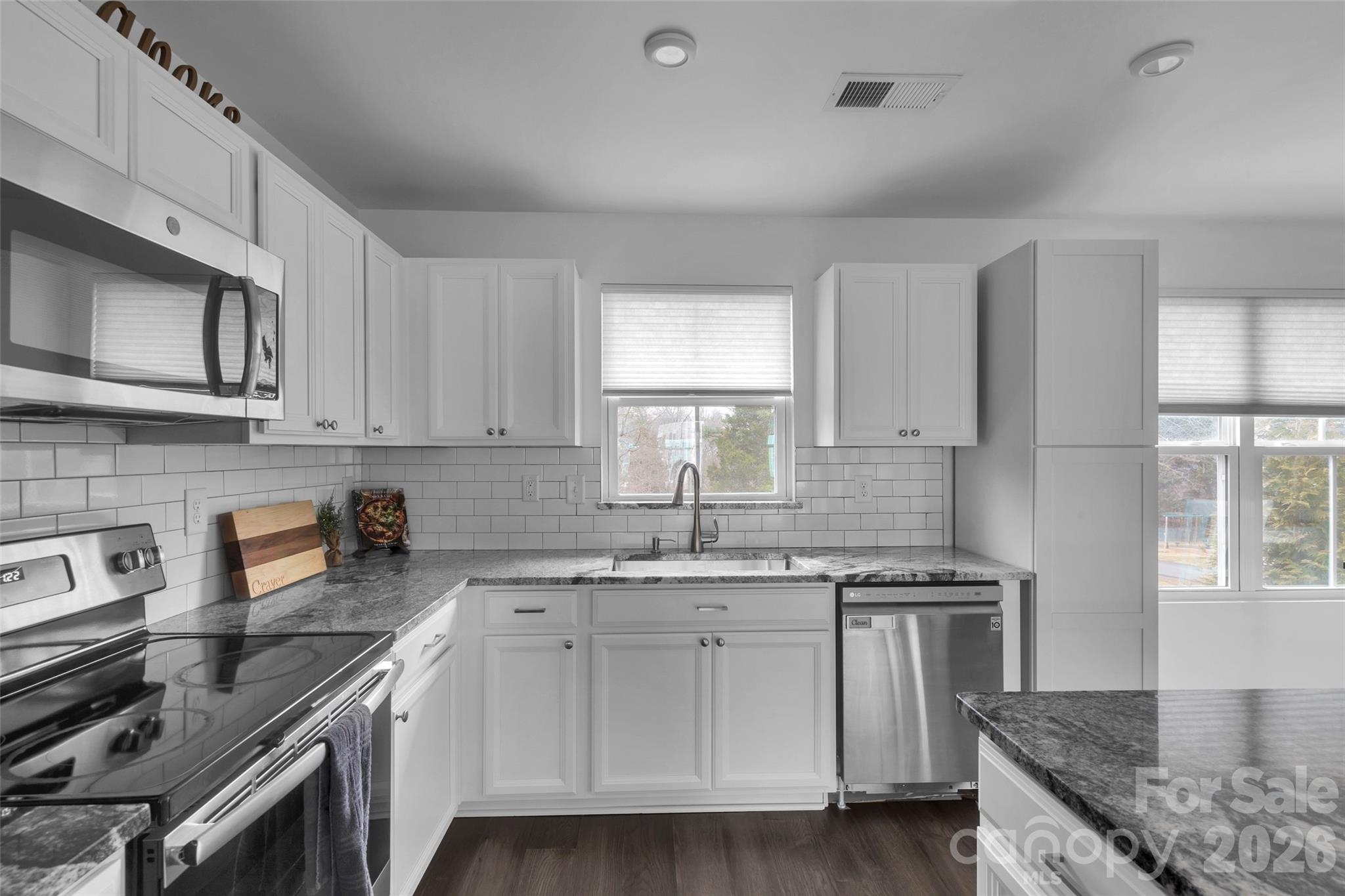 910 Taybyn Road Fort Mill, SC 29715 - Photo 16 of 40