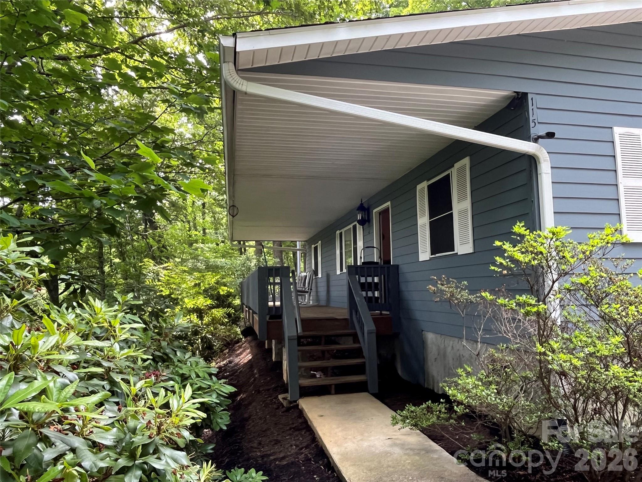 115 Knoll Ridge Waynesville, NC 28785 - Photo 2 of 35