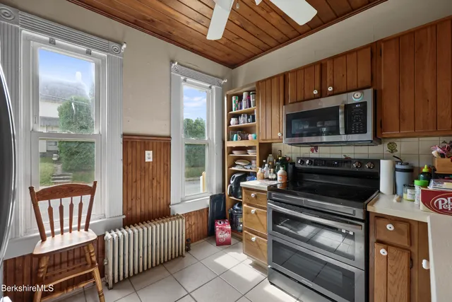 $399,900 | 29 Crandall Street, Adams, MA 01220