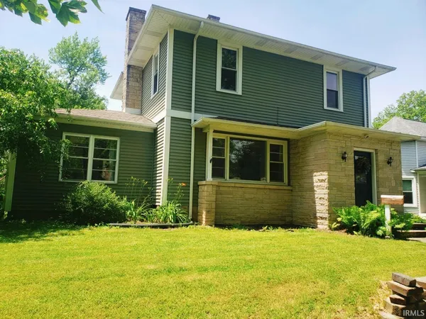 $260,000 | 612 South Monticello Street, Winamac, IN 46996