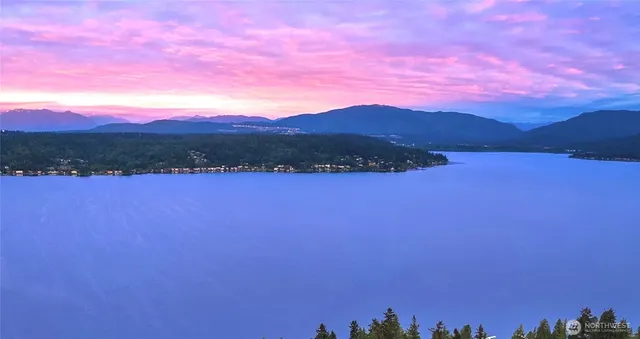 $2,688,000 | 110 174th Place Northeast, Bellevue, WA 98008