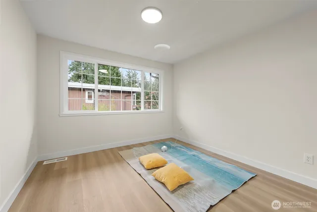 $2,688,000 | 110 174th Place Northeast, Bellevue, WA 98008