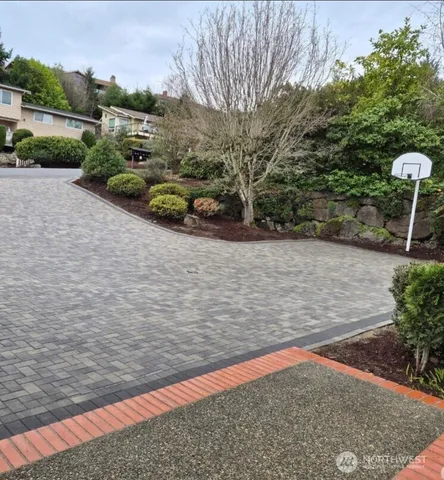 $2,688,000 | 110 174th Place Northeast, Bellevue, WA 98008