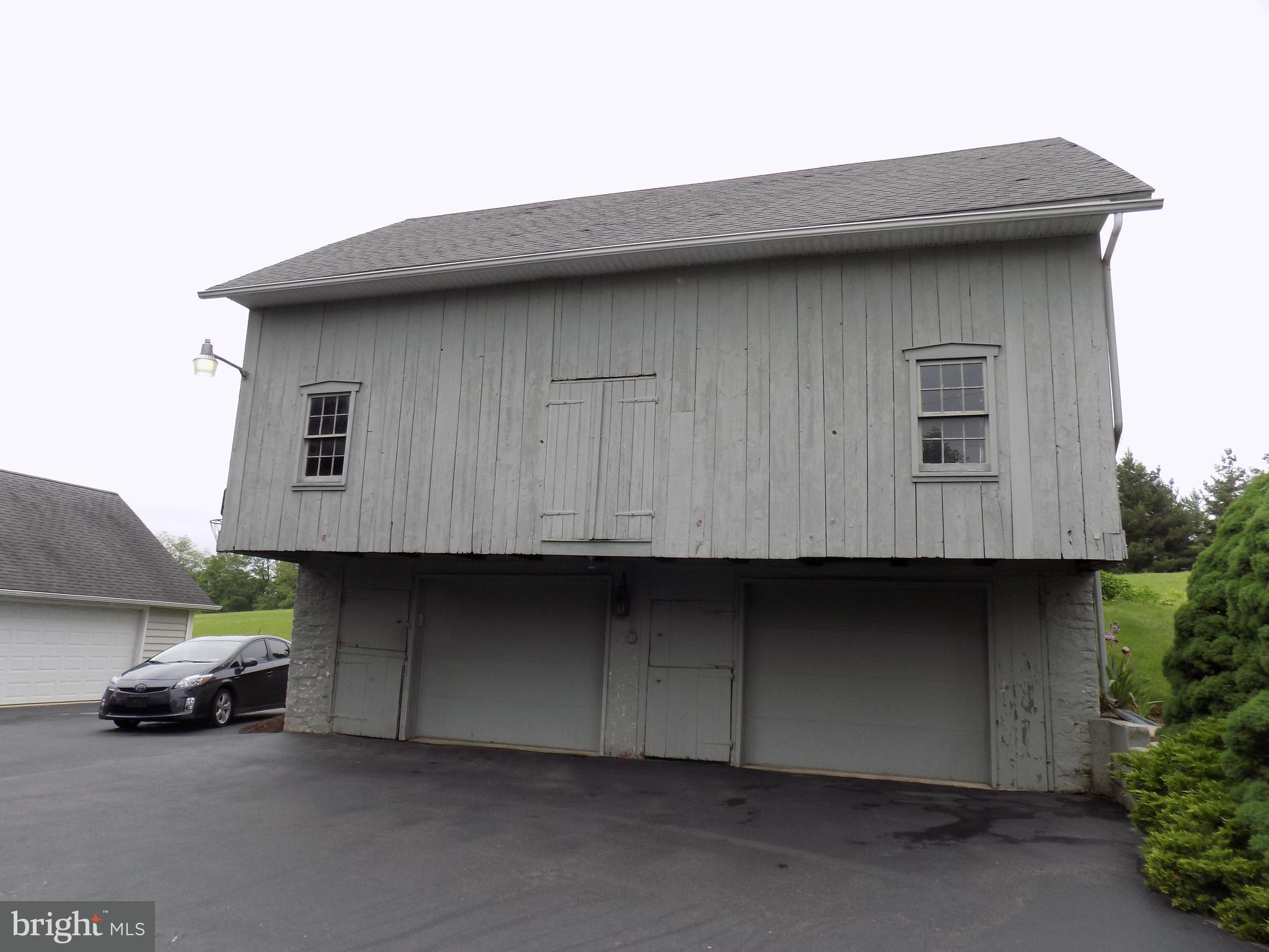 843 Disston View Drive Lititz, PA 17543 - Photo 4 of 55 Barn
