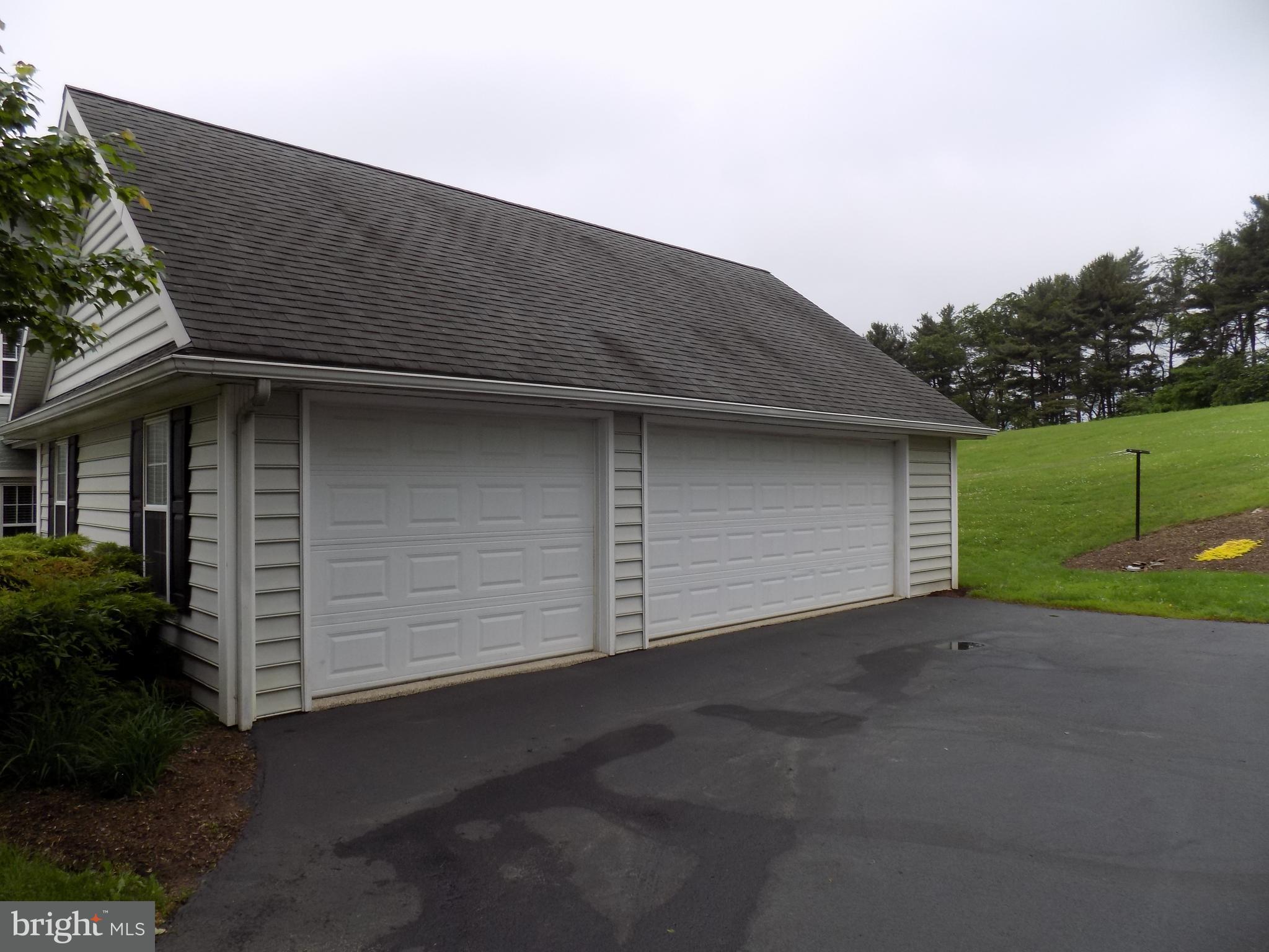843 Disston View Drive Lititz, PA 17543 - Photo 41 of 55 3 Car Garage