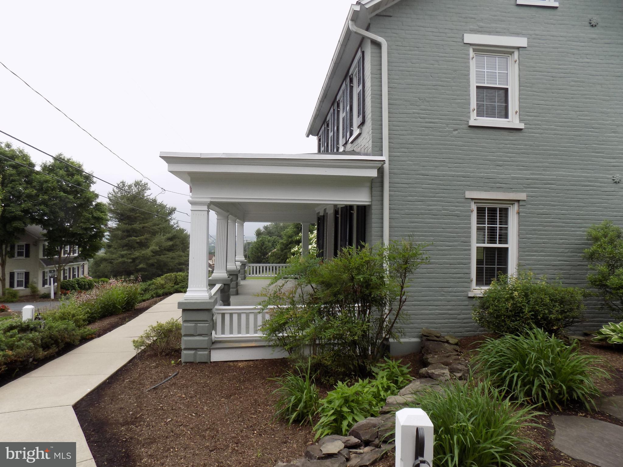 843 Disston View Drive Lititz, PA 17543 - Photo 45 of 55 Walkway to Home
