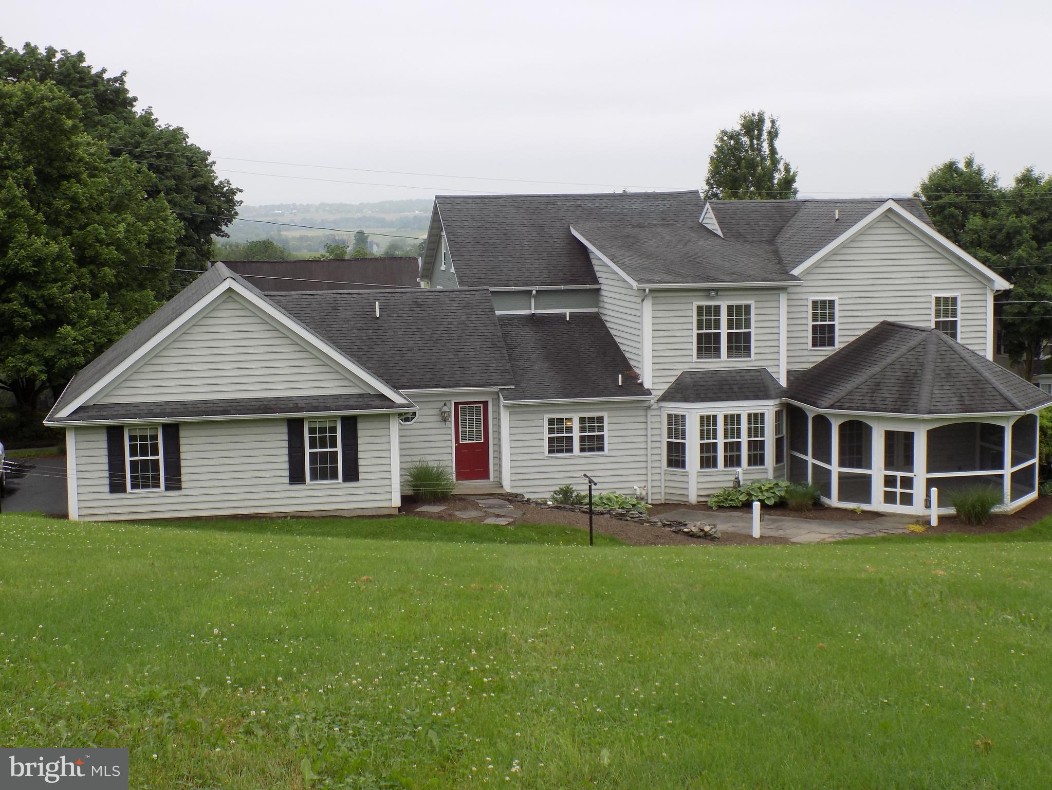 843 Disston View Drive Lititz, PA 17543 - Photo 46 of 55 Rear of Home